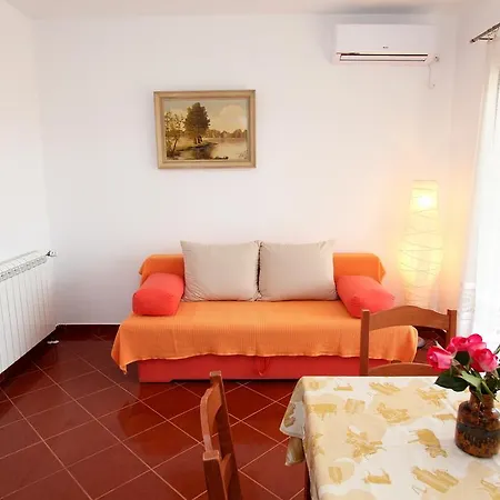 Mosers Apartment